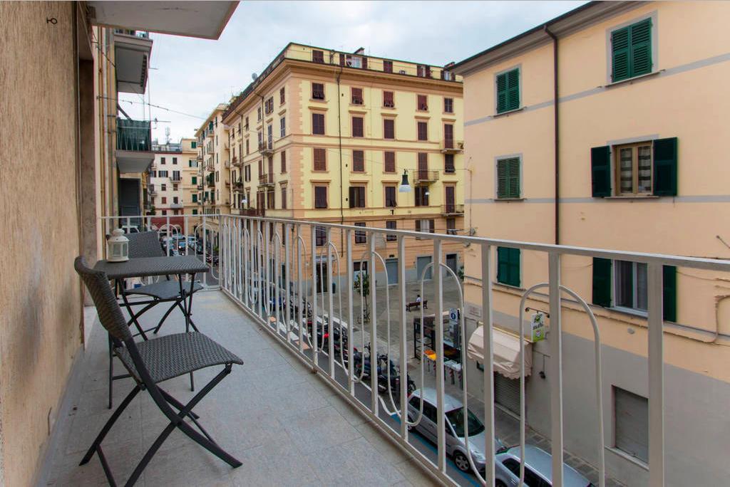 Via Colombo Holiday Rooms La Spezia Ngoại thất bức ảnh