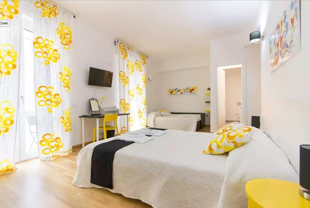 Via Colombo Holiday Rooms La Spezia Ngoại thất bức ảnh