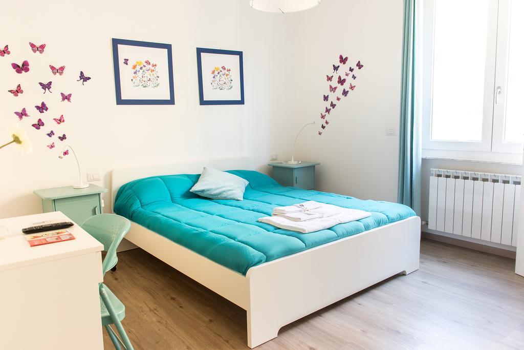 Via Colombo Holiday Rooms La Spezia Ngoại thất bức ảnh
