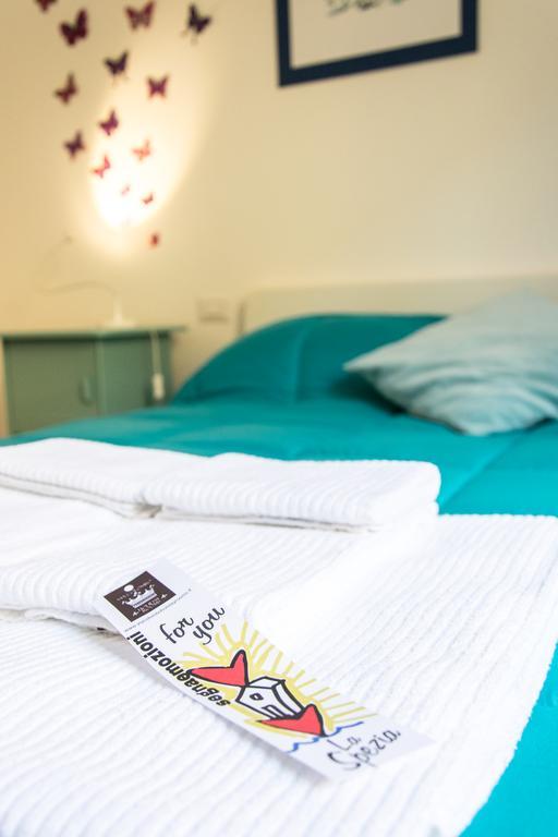 Via Colombo Holiday Rooms La Spezia Phòng bức ảnh