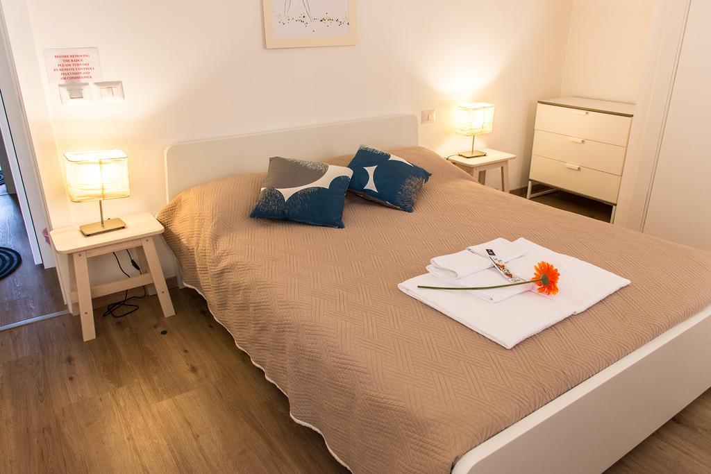 Via Colombo Holiday Rooms La Spezia Phòng bức ảnh