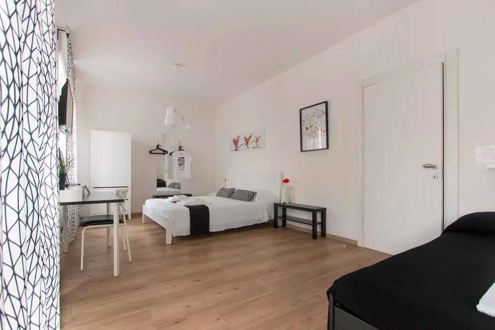 Via Colombo Holiday Rooms La Spezia Ngoại thất bức ảnh